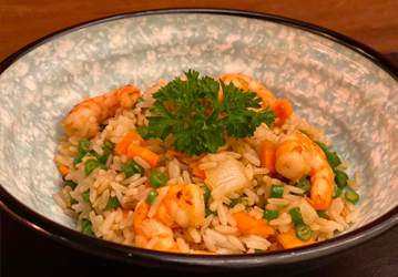 Yakimeshi Camarão